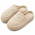 Chaussons 40/41 en textile beige matelassé - intérieur peluche et semelle adhérente